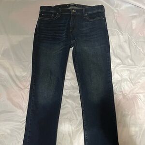 Hollister 33x32 slim straight blue jeans